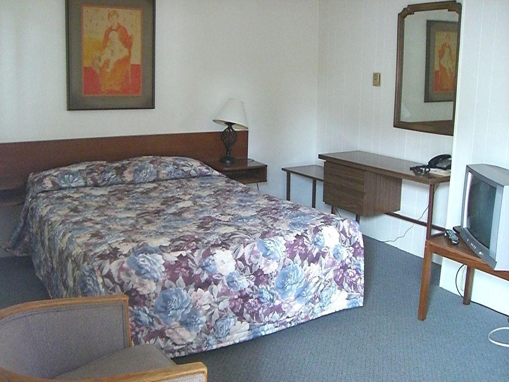A-1 Alberni Inn Port Alberni Eksteriør bilde