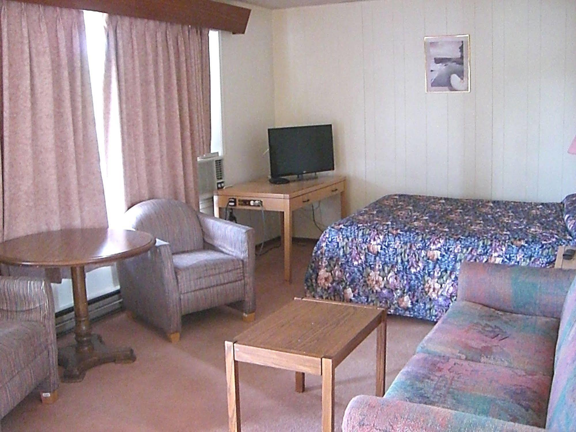 A-1 Alberni Inn Port Alberni Eksteriør bilde